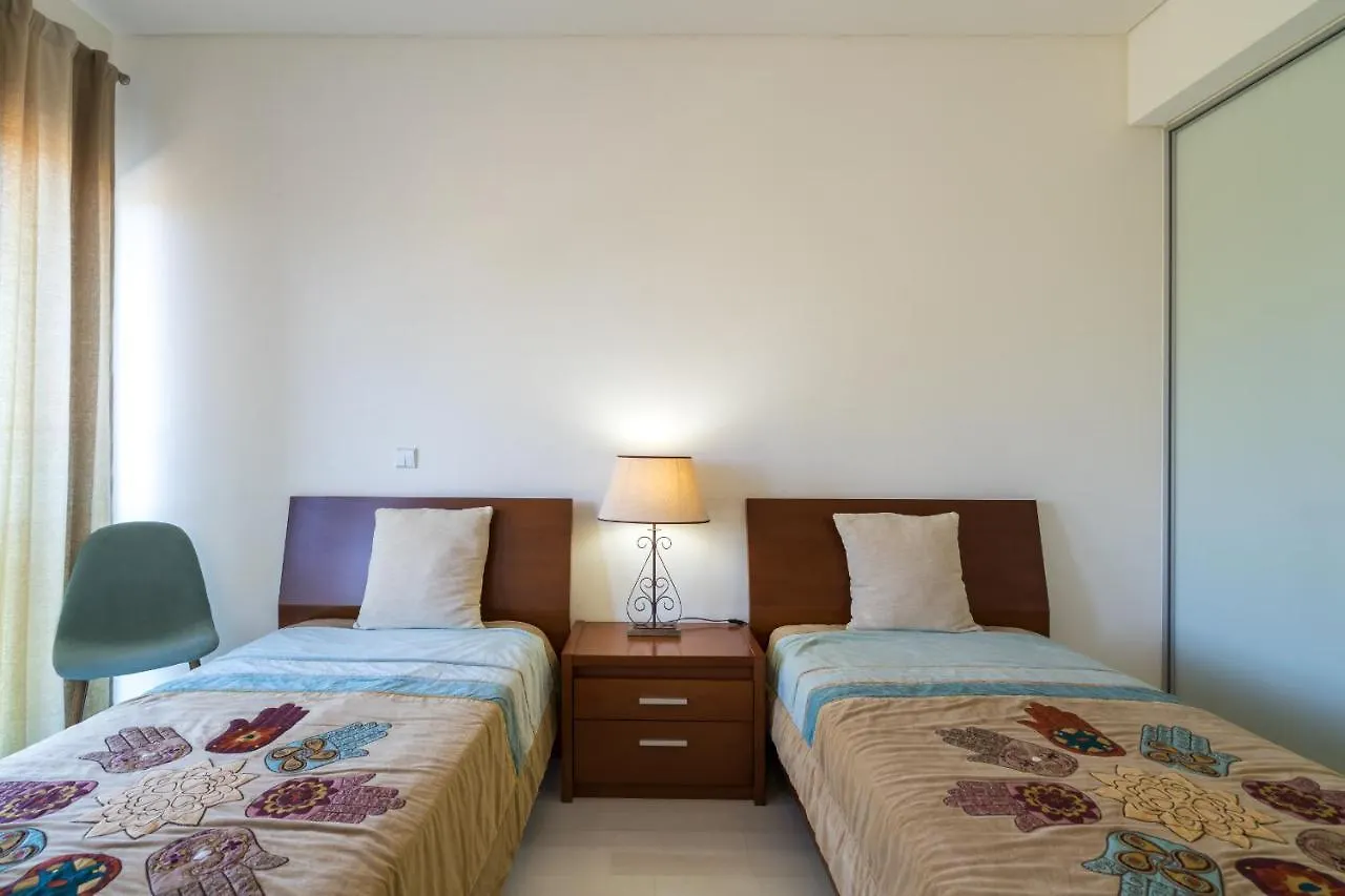 Bmyguest - Cavalo Preto Beach Apartment Loulé Portugal