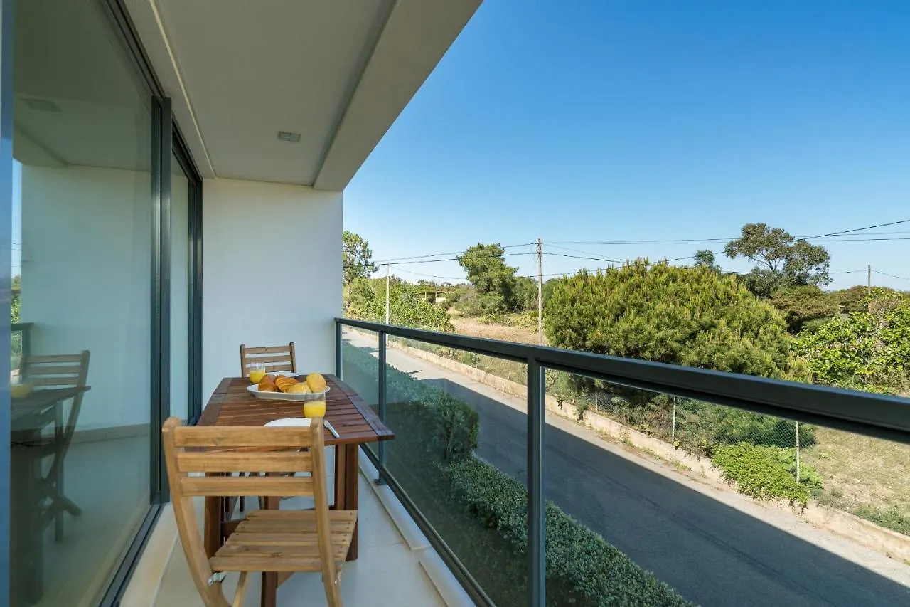 Bmyguest - Cavalo Preto Beach Apartment Loulé 0*,