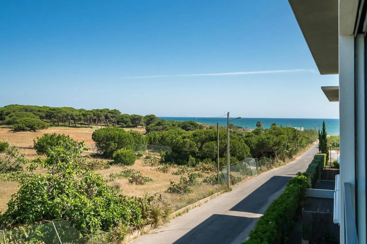 Bmyguest - Cavalo Preto Beach Apartment Loulé 0*,  Portugal